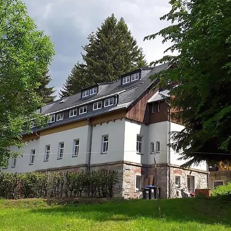 Erzgebirgshotel Misnia Baerenfels מלון *