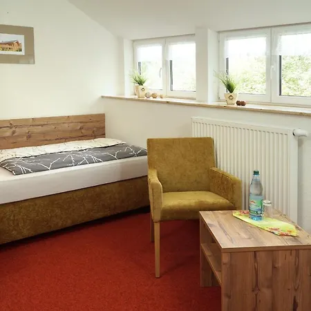 Отель Erzgebirgshotel Misnia Baerenfels